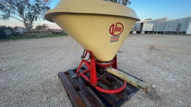 spreader 1